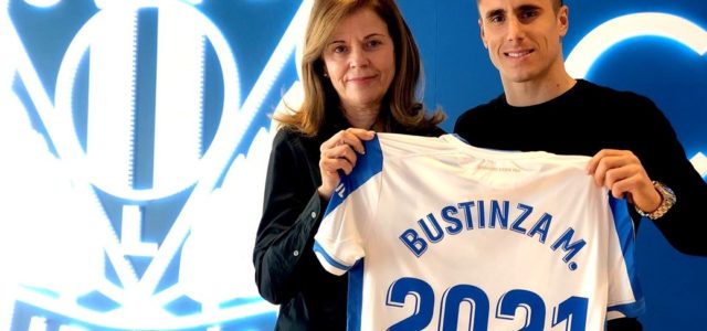 Bustinza renueva hasta 2021