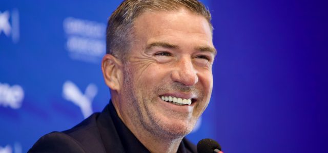 Luis Carrión para recuperar la identidad perdida